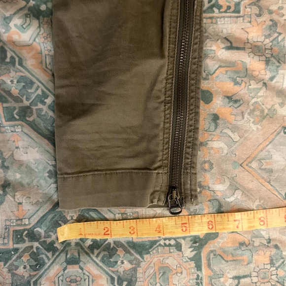 Polo Ralph Lauren Olive Green Cargo Pant, Size 10 - Picture 4 of 14